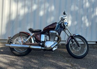 côté droit suzuki IS 650 savage